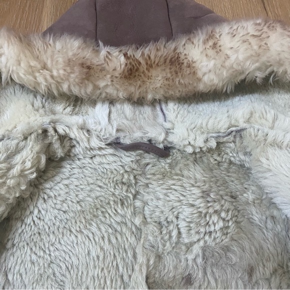 Girls Shearling Coat - Picture 5 of 11